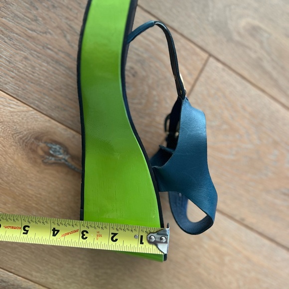 Tory Burch platform sandals - Picture 5 of 5